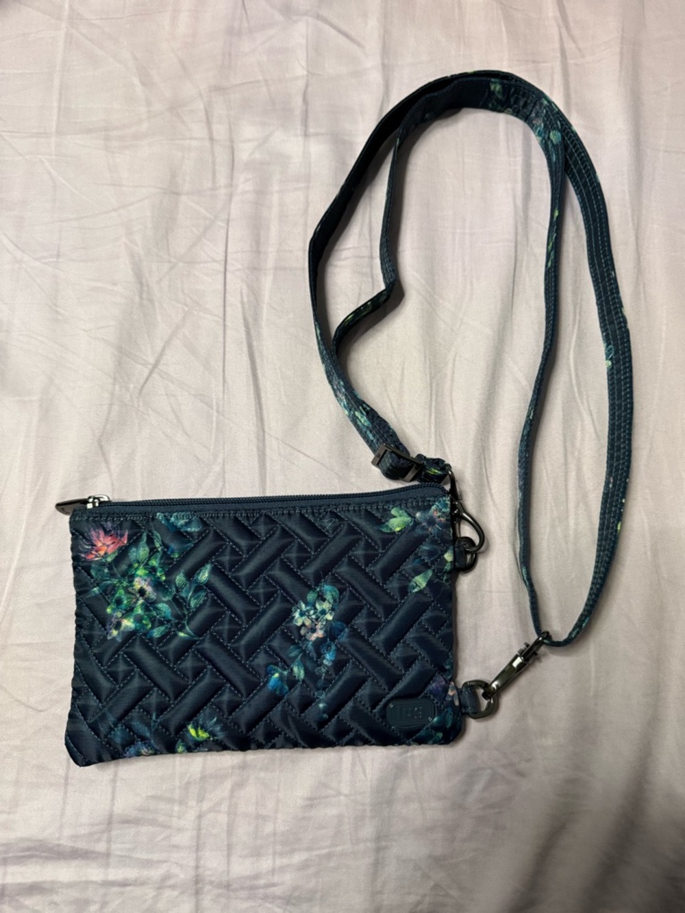 Lug Peekaboo crossbody
